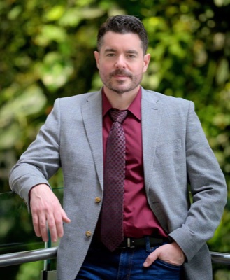 Portrait of Rob Teather.